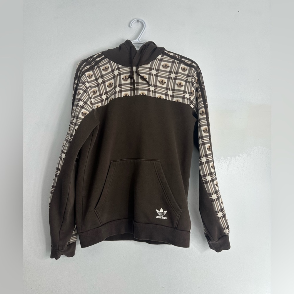 Boys Adidas track suit